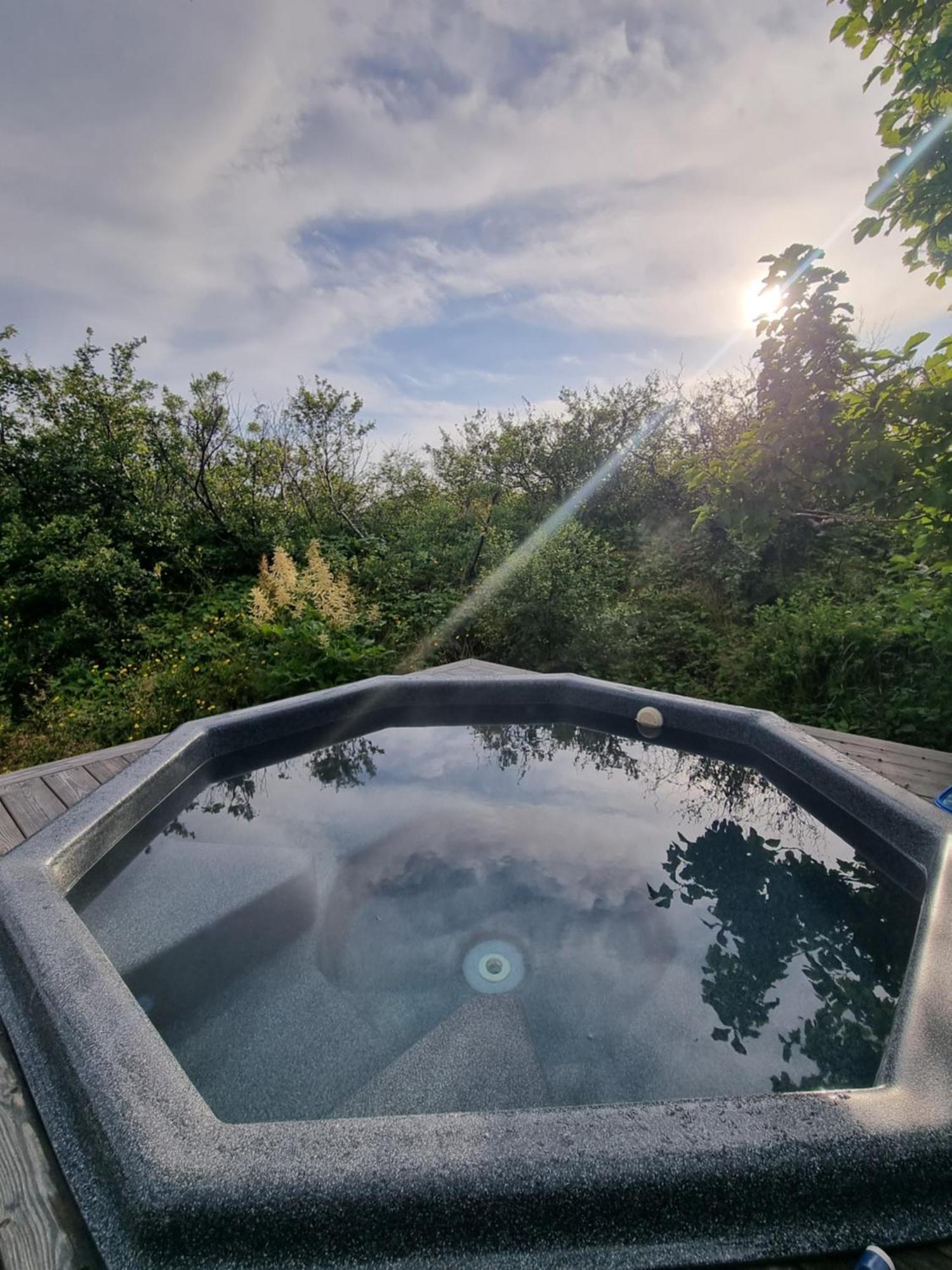 סלפוס Local Cottage With Amazing View מראה חיצוני תמונה