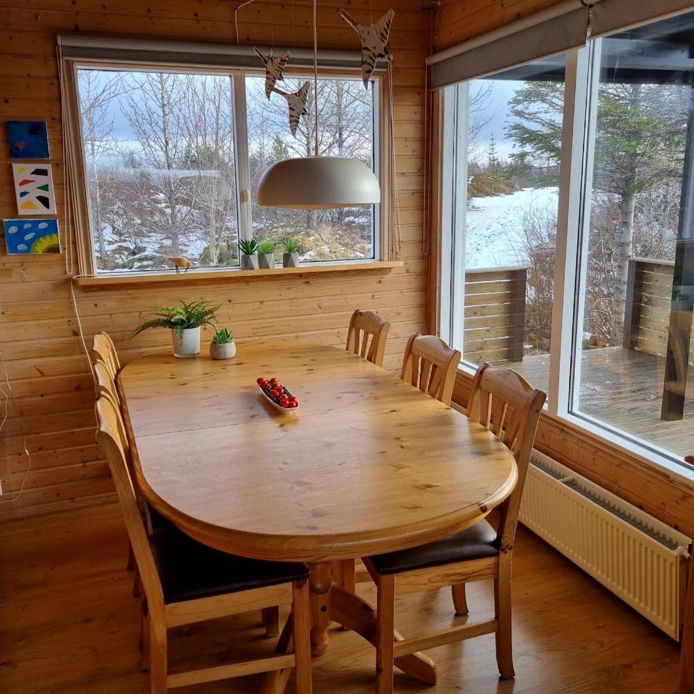 סלפוס Local Cottage With Amazing View מראה חיצוני תמונה